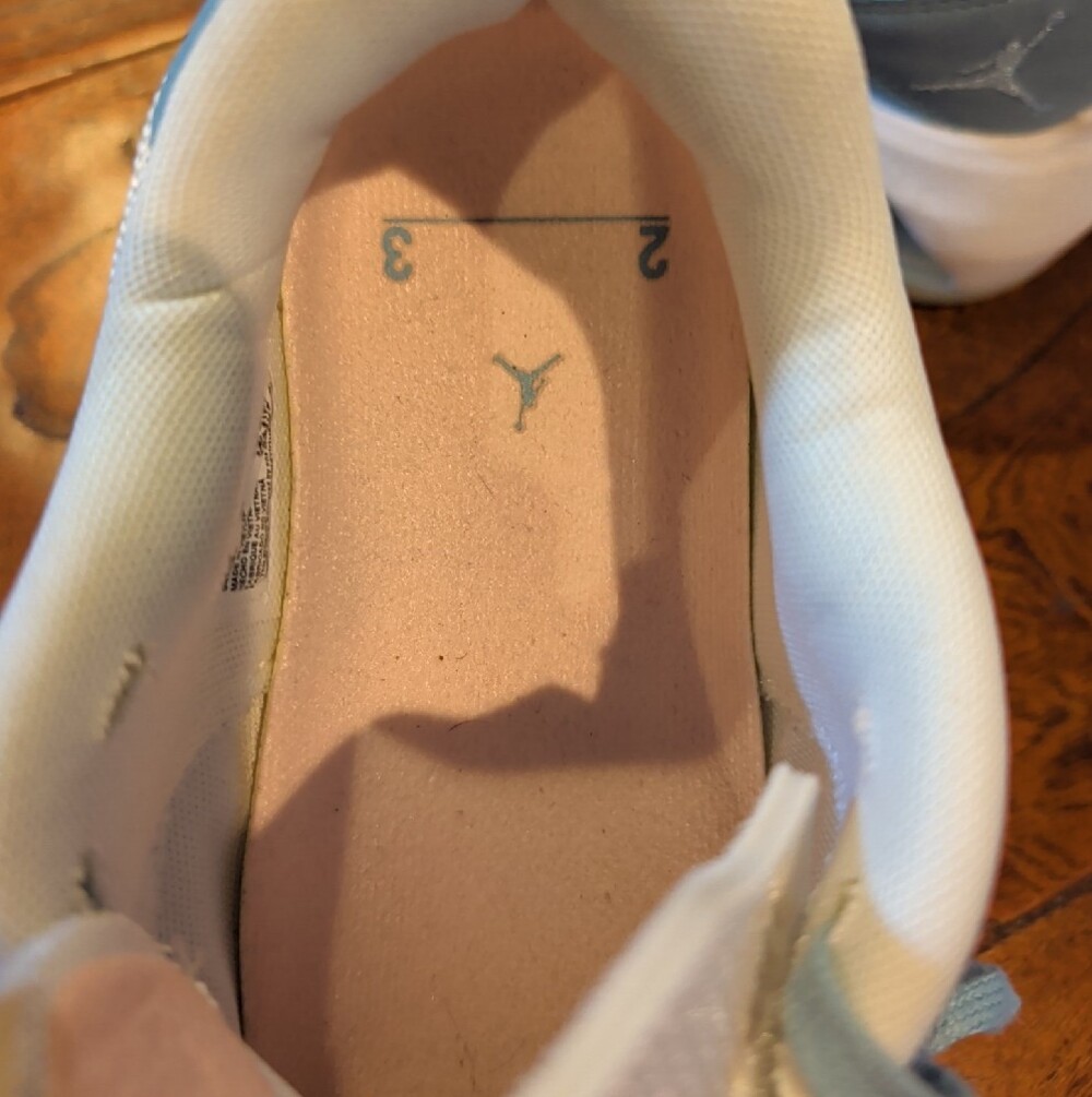 Jordan Women's Low-Top Athletic Sneakers in Light Blue, White, and Pale Pink - Picture 7 of 9